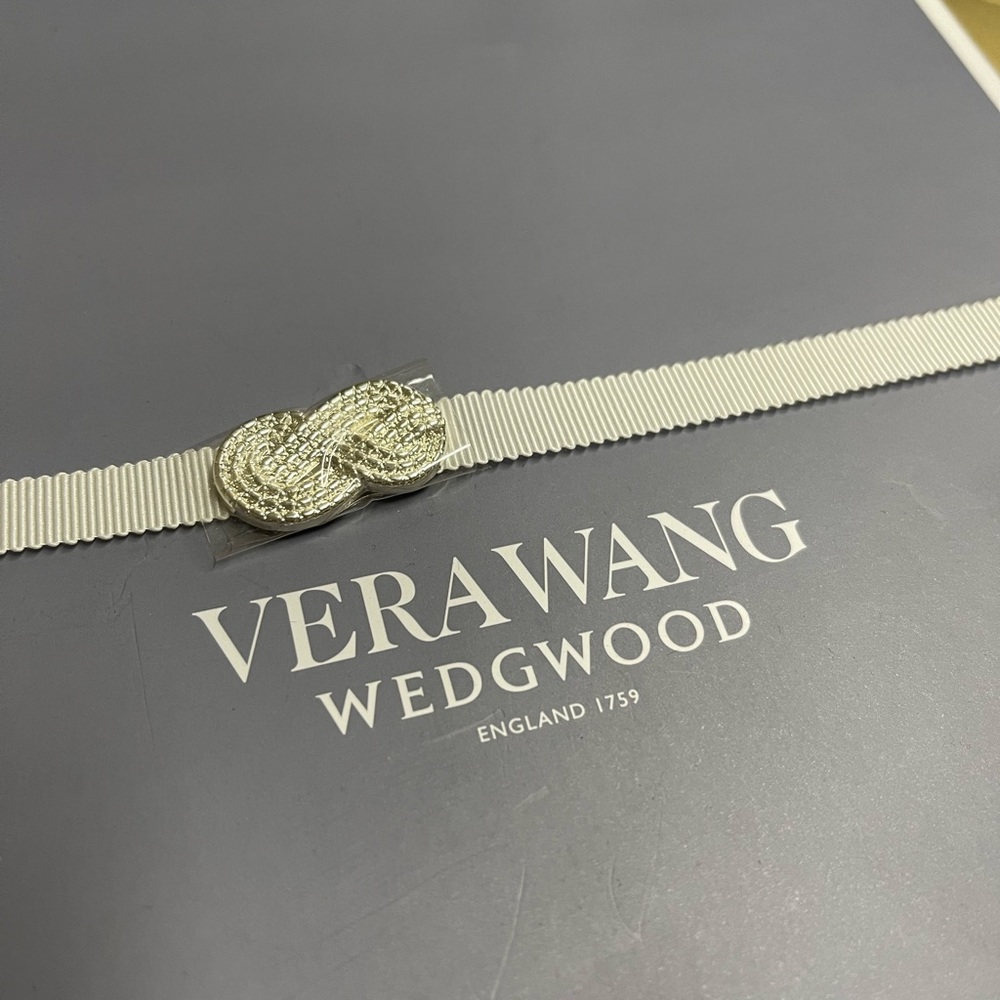 New Vera Wang Picture Frame